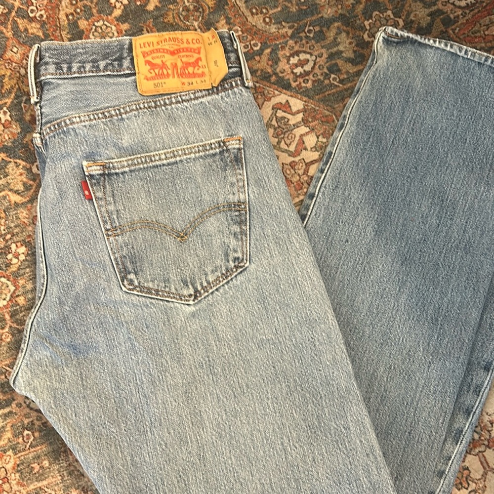 Levi’s 501 button fly jeans 34 W 34 L